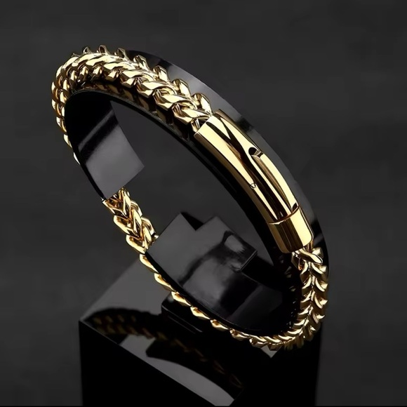 Men 18k Gold Plated Chain Stainless Steel Bracelet 9” an 8.3” - Picture 3 of 4